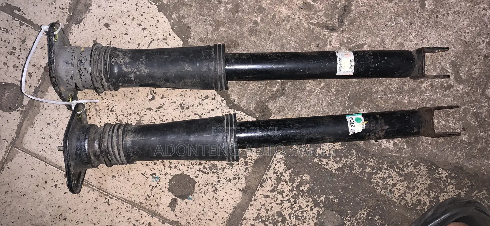 Hyundai Sonata 2011-2012 Back Shock Absorbers