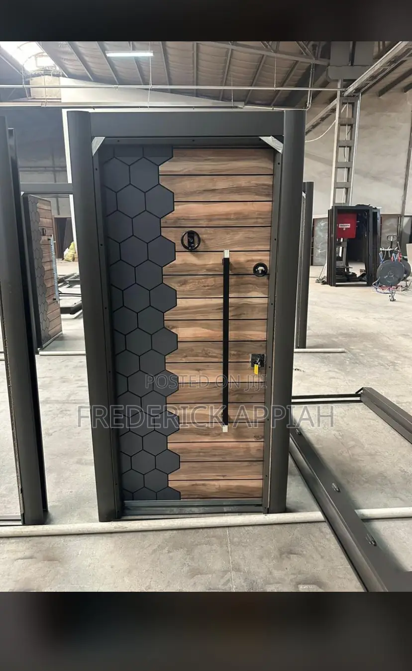 Turkeys Heavy Door