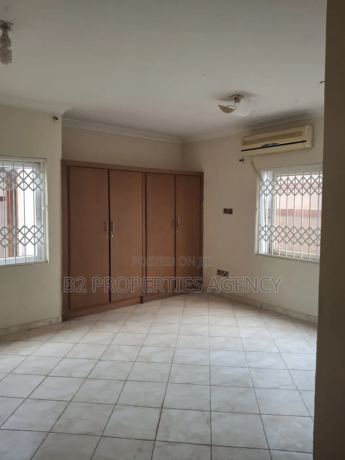 5bdrm Mansion in B2 Properties Agency, Kumasi Metropolitan for rent