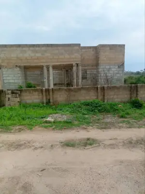 2bdrm Mansion in De-Icons Real Estate, Awutu Senya East Municipal