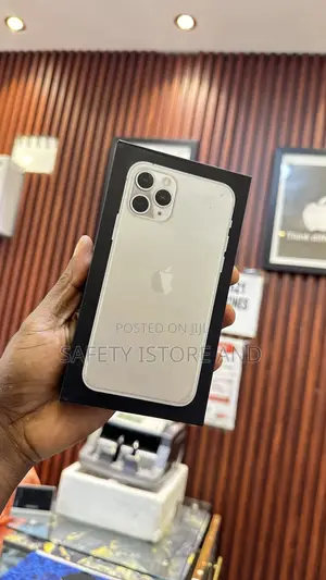 New Apple iPhone 11 Pro 256 GB White