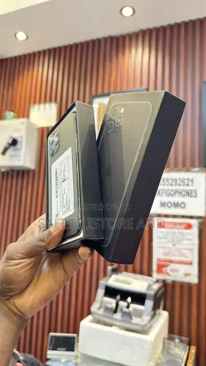 New Apple iPhone 11 Pro 256 GB Black