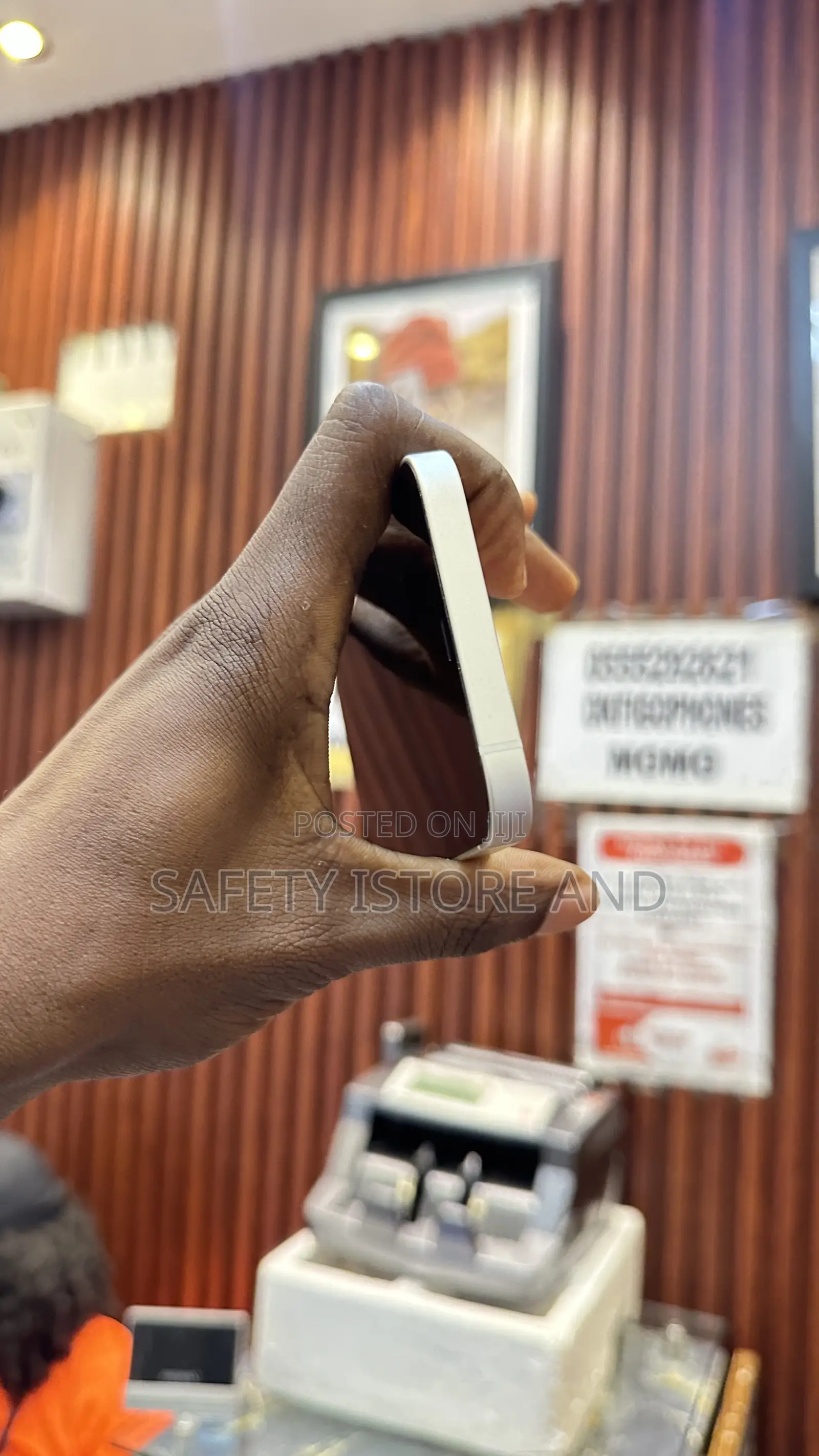 New Apple iPhone 12 128 GB White