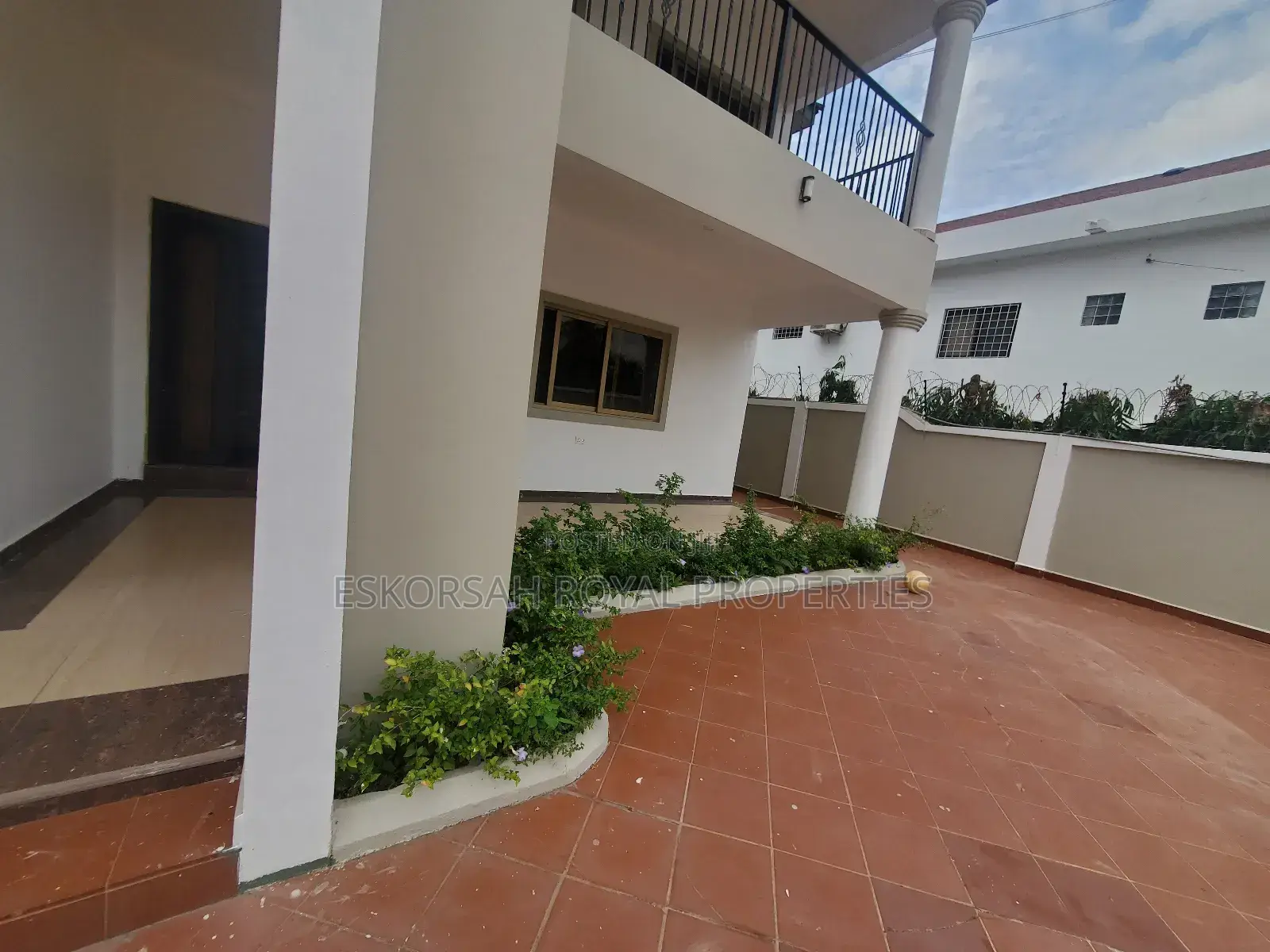 4bdrm House in Adjiringanor, Adjiriganor for rent