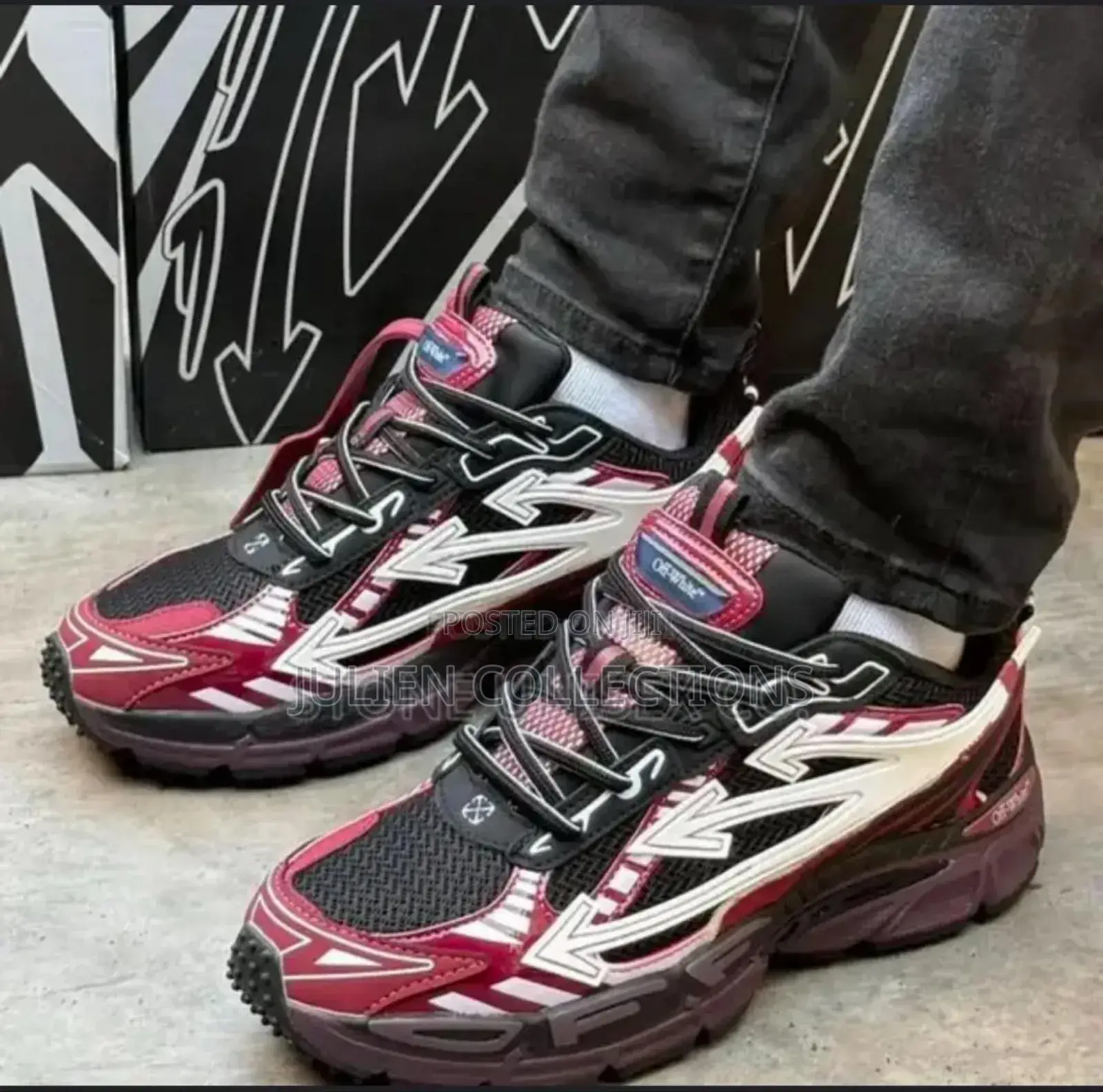 Off White Sneaker Wine and White