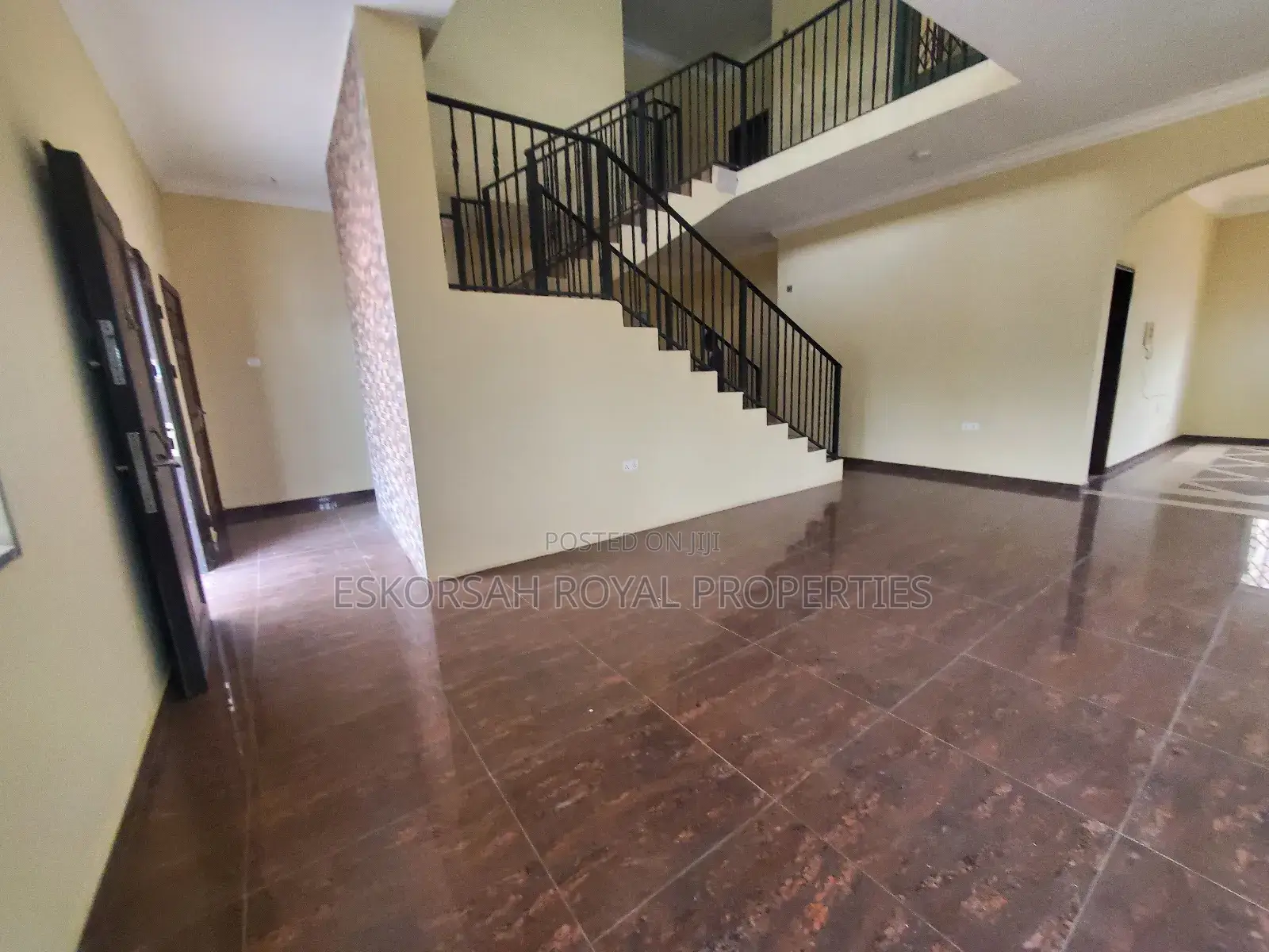 4bdrm House in Adjiringanor, Adjiriganor for rent
