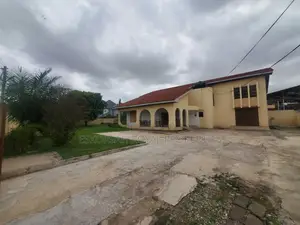 5bdrm House in Adjiringanor, Adjiriganor for rent