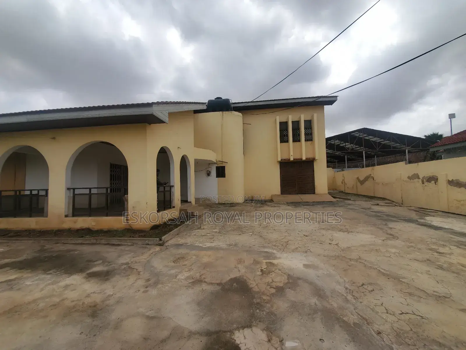 5bdrm House in Adjiringanor, Adjiriganor for rent