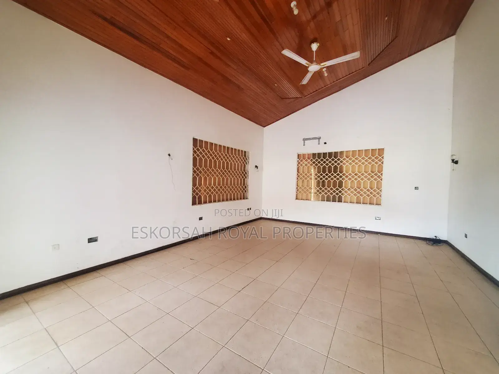 5bdrm House in Adjiringanor, Adjiriganor for rent
