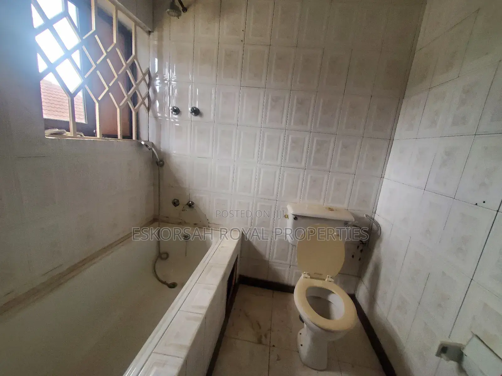 5bdrm House in Adjiringanor, Adjiriganor for rent