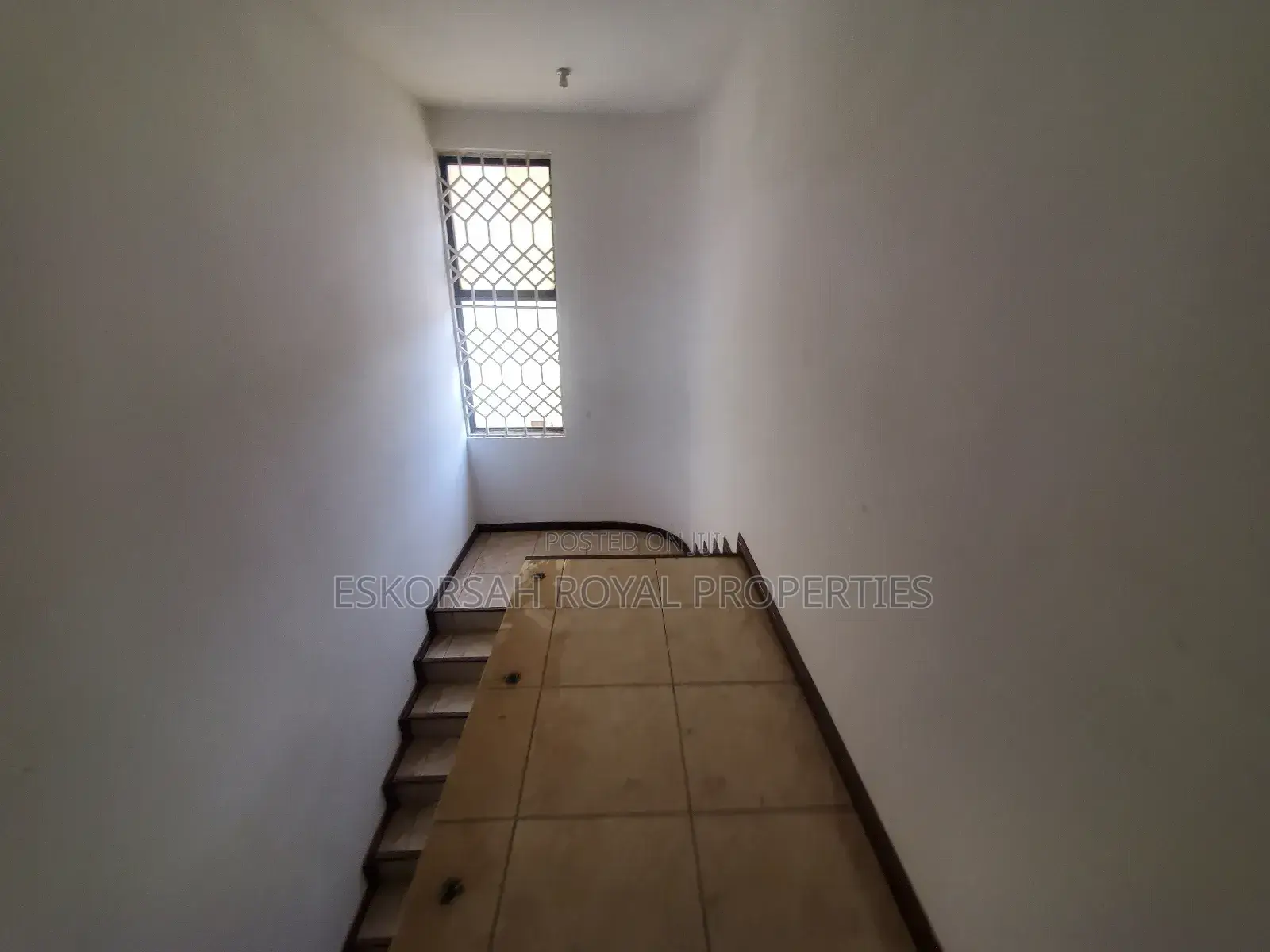 5bdrm House in Adjiringanor, Adjiriganor for rent