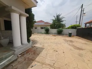 3bdrm House in West Trasacco, Adjiriganor for rent