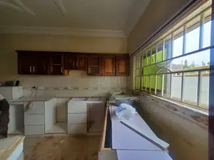 3bdrm House in West Trasacco, Adjiriganor for rent