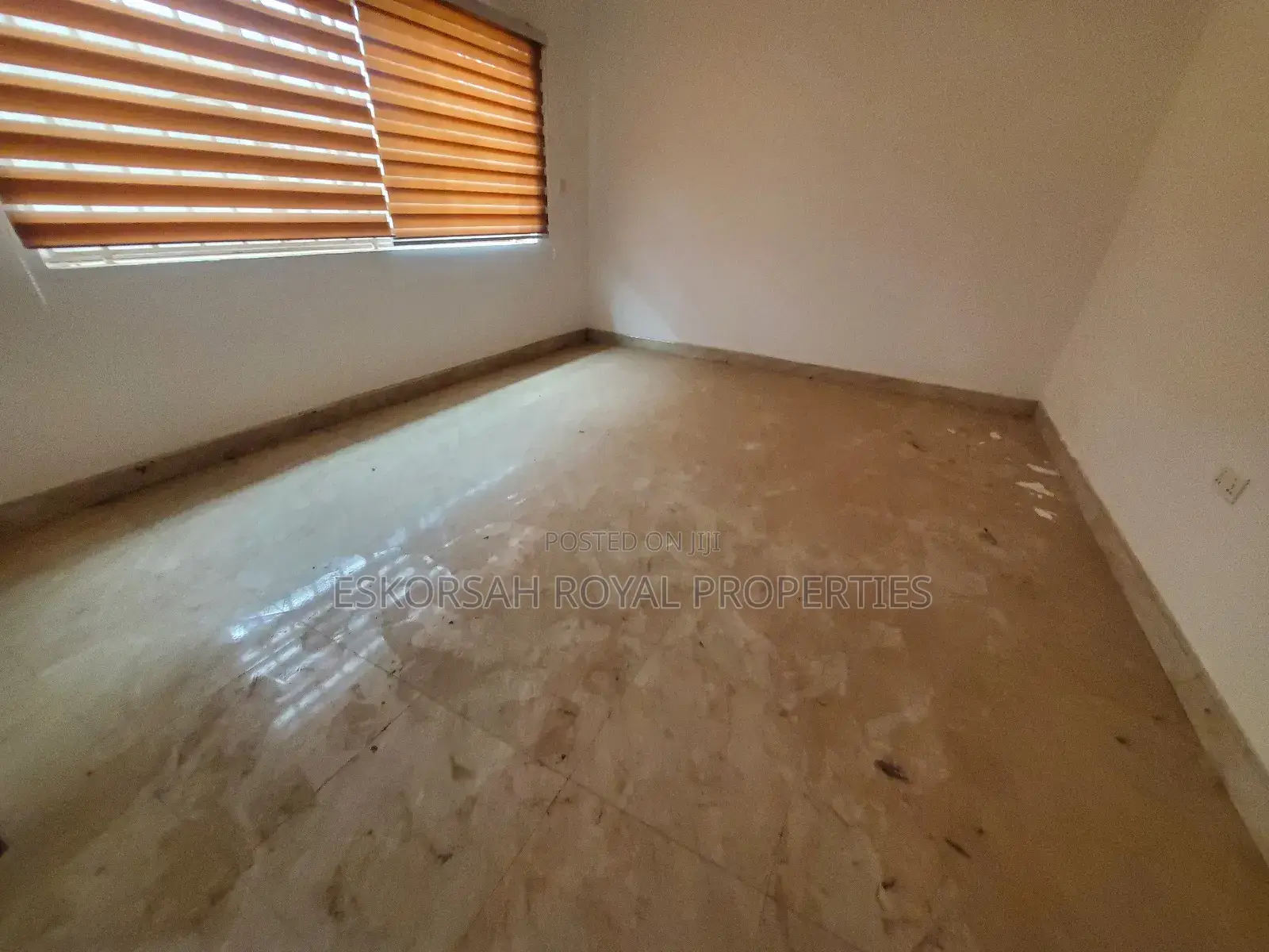 3bdrm House in West Trasacco, Adjiriganor for rent