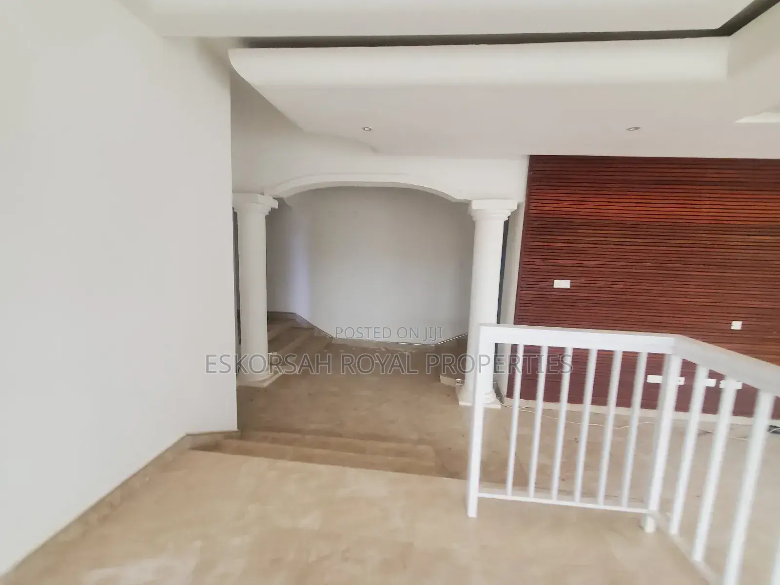 3bdrm House in West Trasacco, Adjiriganor for rent
