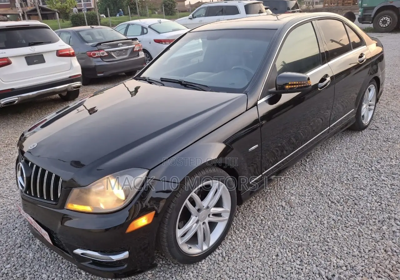 Mercedes-Benz C250 2013 Black
