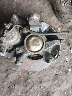 Tacoma 2012 (2x4) Home Used Front Wheel Hub in Stock