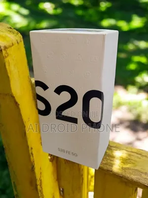 New Samsung Galaxy S20 FE 128 GB Silver