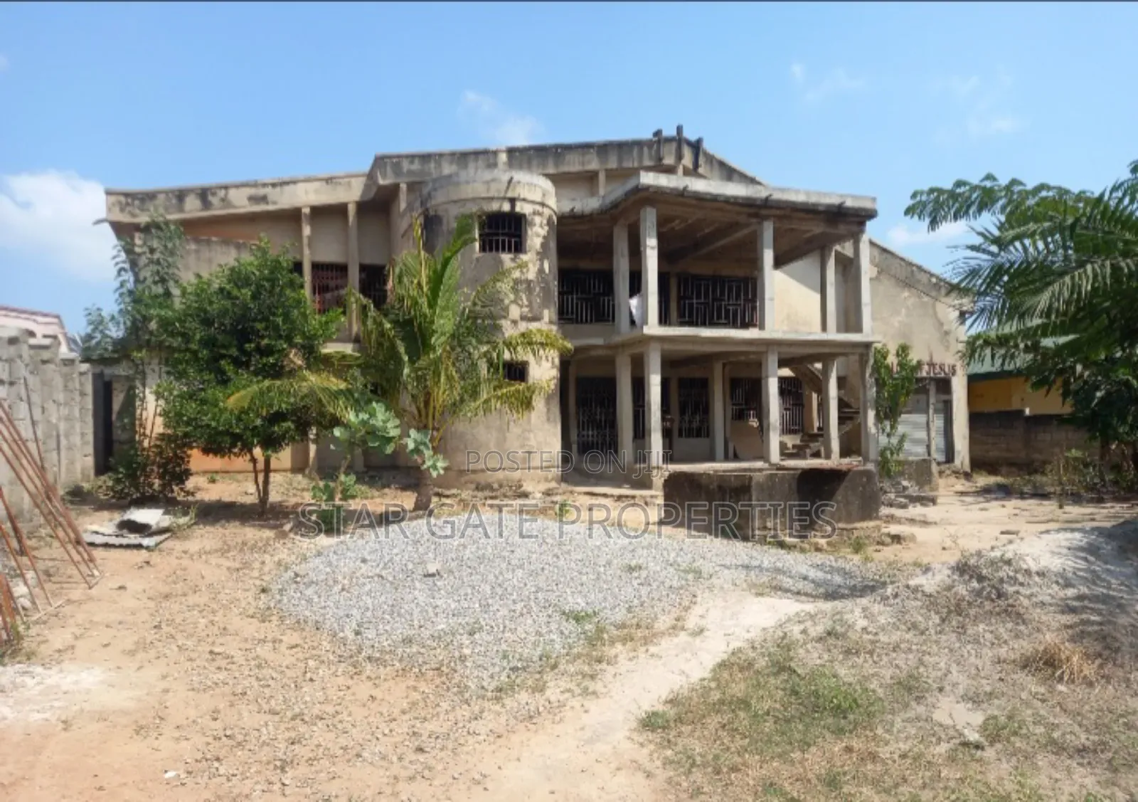 7bdrm House in Buokrom Estate Nana, Kumasi Metropolitan for sale