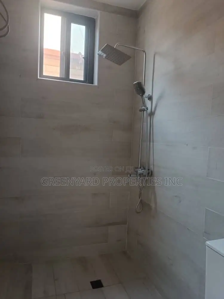 2bdrm Apartment in East Legon for rent