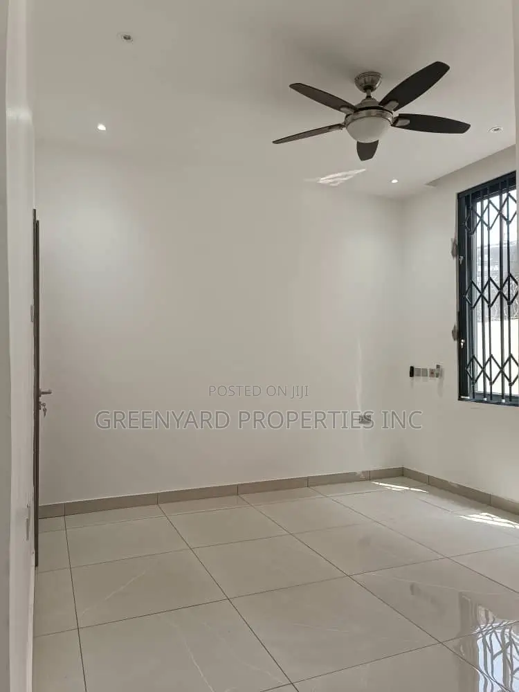 2bdrm Apartment in East Legon for rent