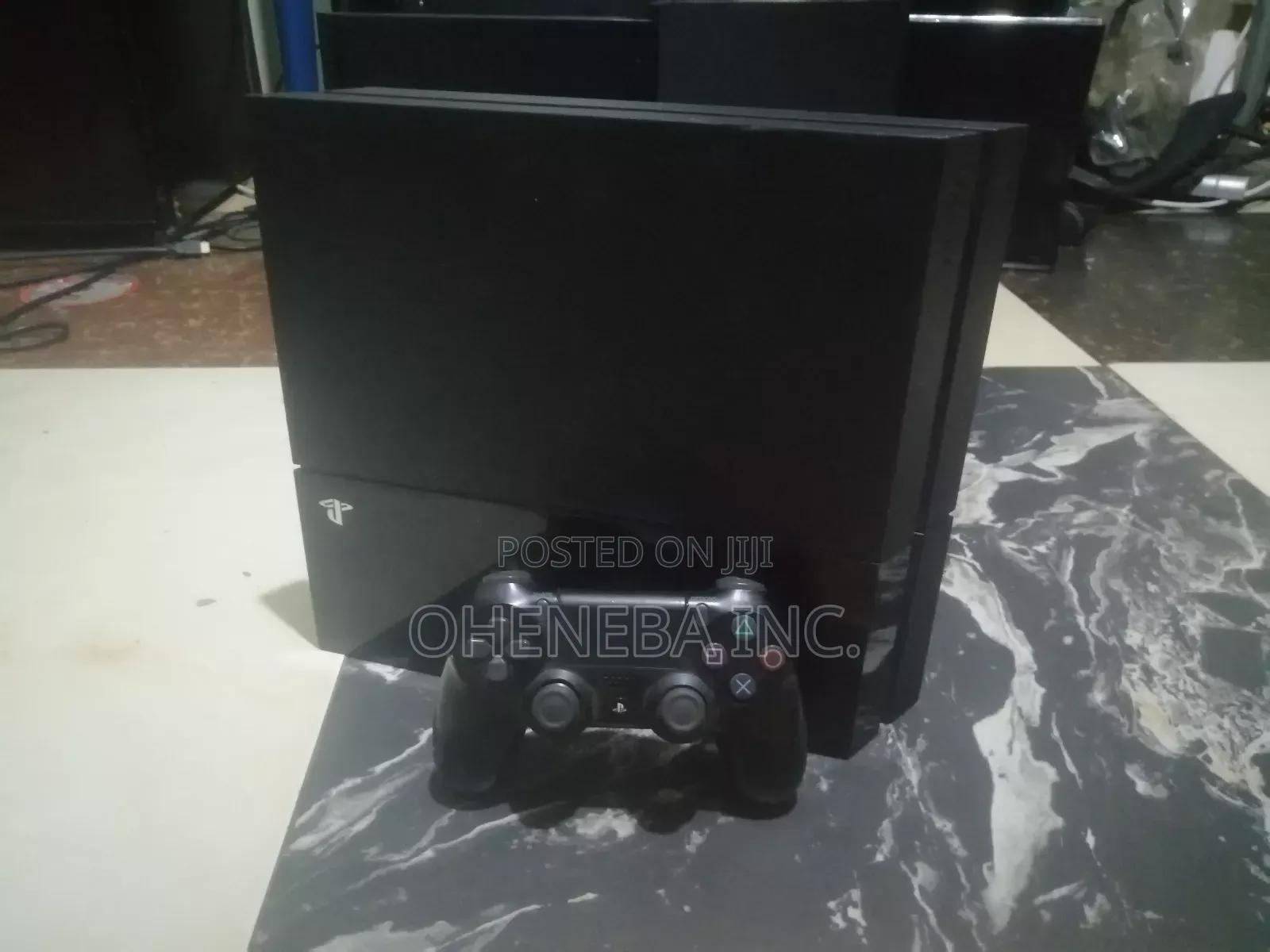 Ps4 With Fc26 + Other Games + 2 Controller