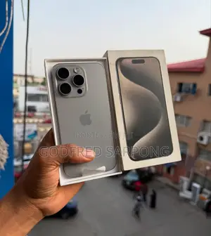 New Apple iPhone 15 Pro Max 256 GB Silver