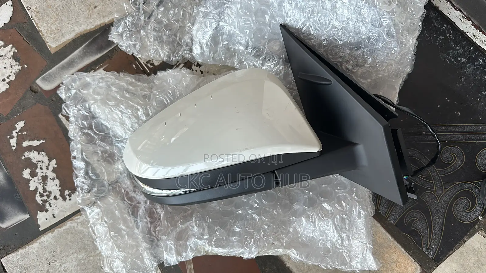 Rav 4 2013 To 2017 Side Mirror With Light