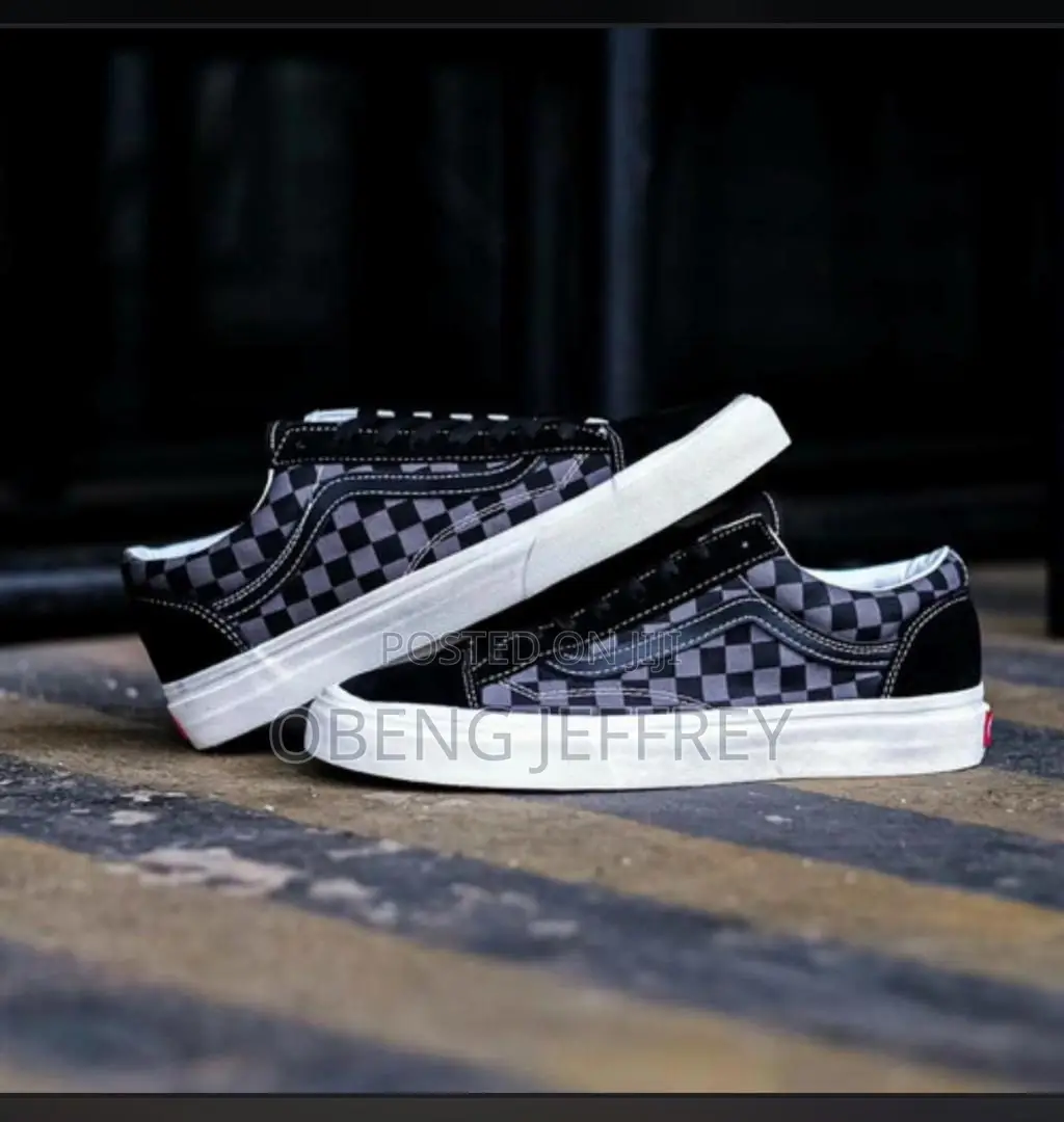 Original Vans Old Skul Black and White
