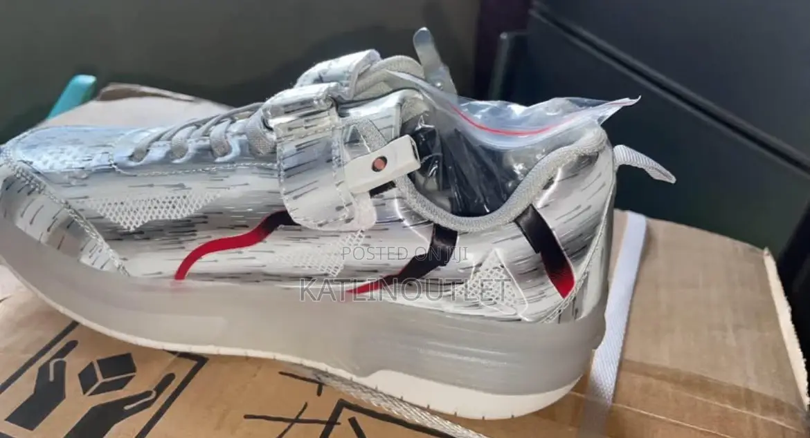 Skating Shoes