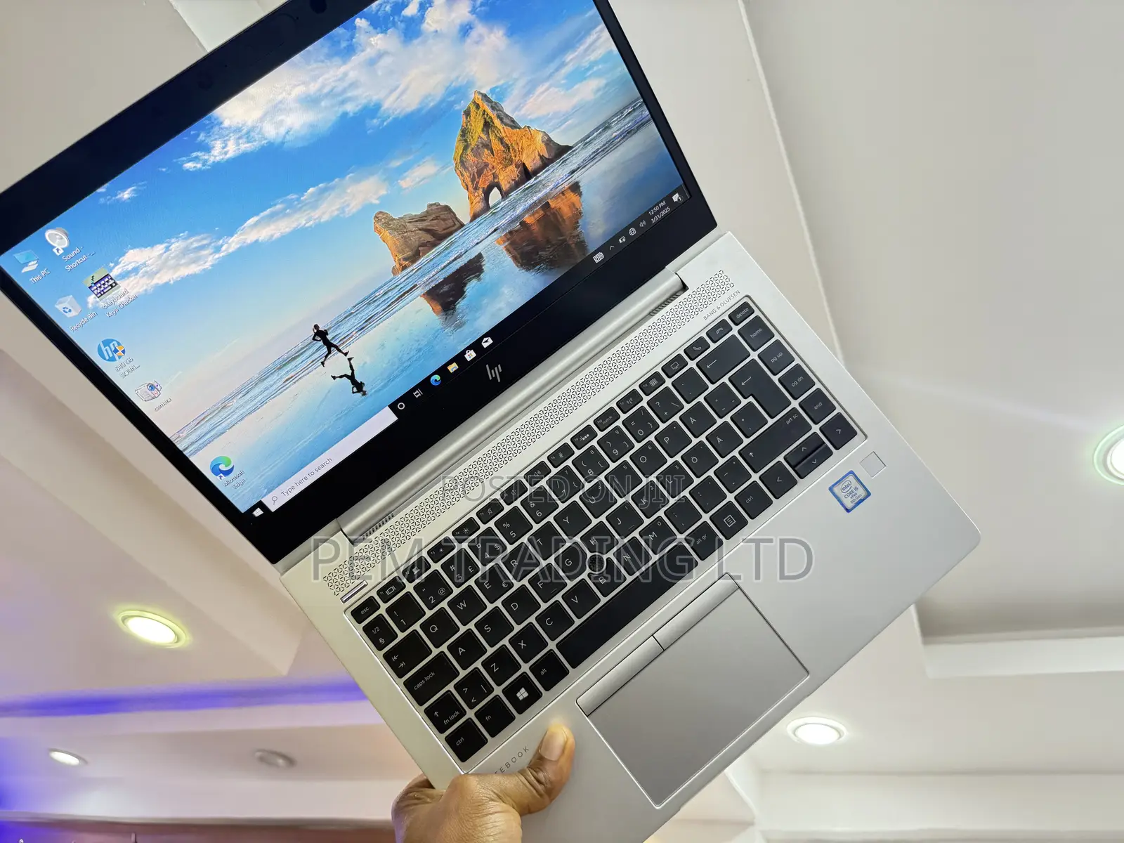Laptop HP EliteBook 840 G5 8GB Intel Core I5 SSHD (Hybrid) 256GB