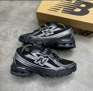 New Balance 740 Silver Black