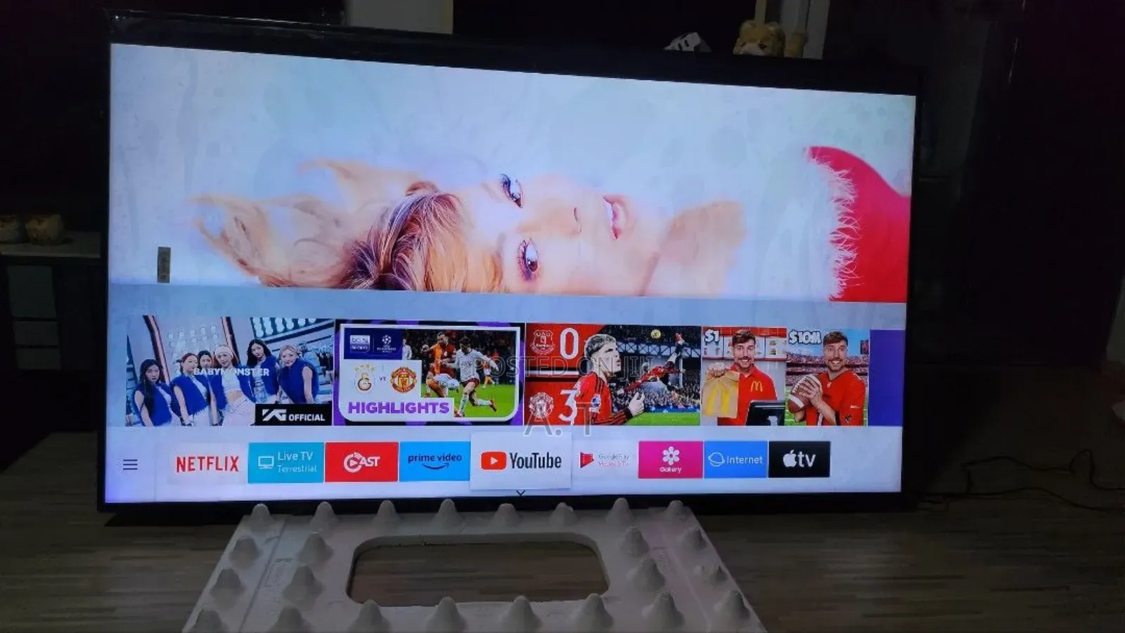 Samsung 50inches Series 7 Airplay Bluetooth Apple Tv