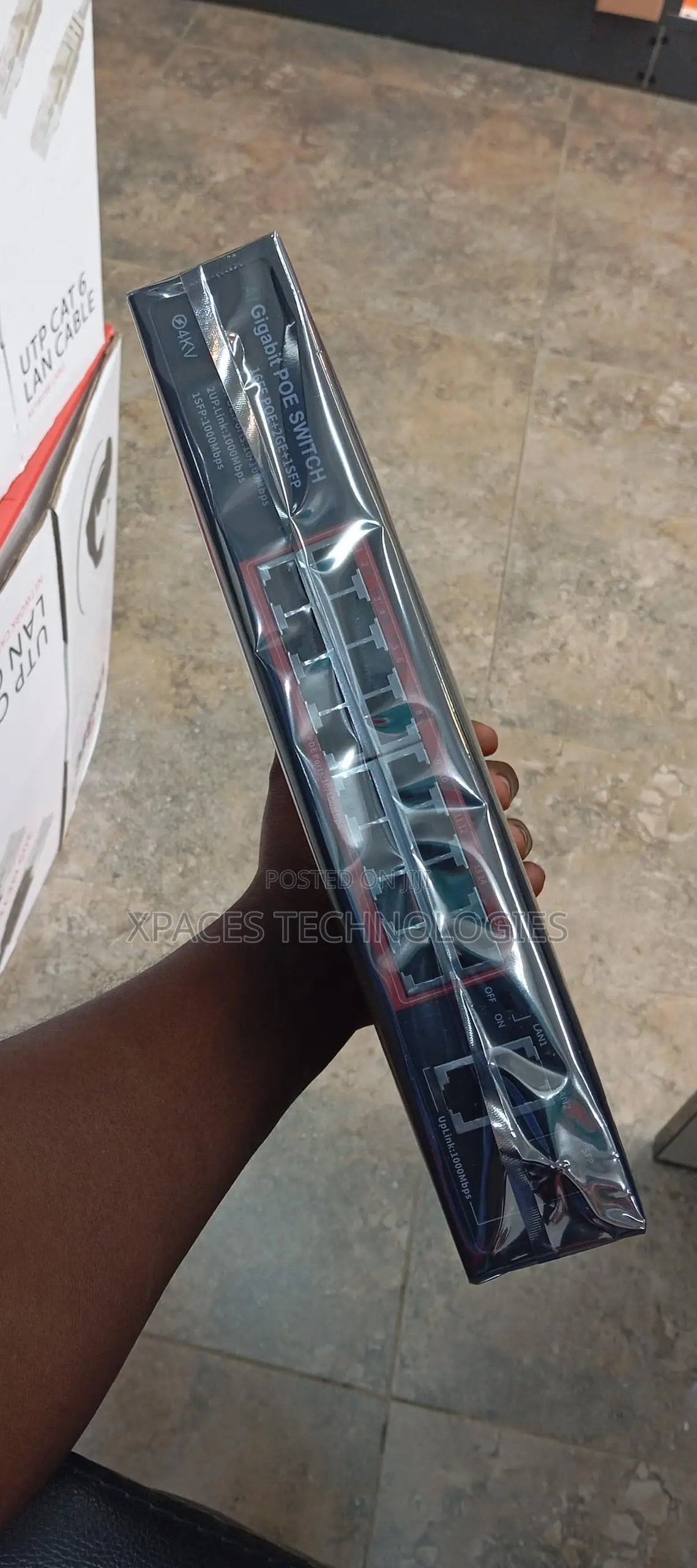Xpaces 16-Port Poe Switch With 2 Uplink Unmanaged