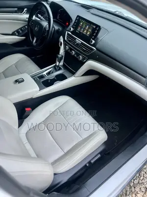 Honda Accord Touring 2018 White