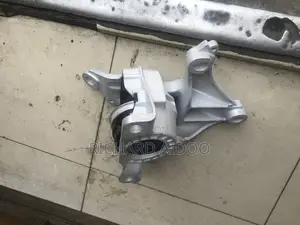 Honda Cr-v 2018/2020 Gear Box and Engine Seat Available