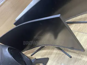 34” Odyssey G5 Curved Gaming Monitor (165hz)