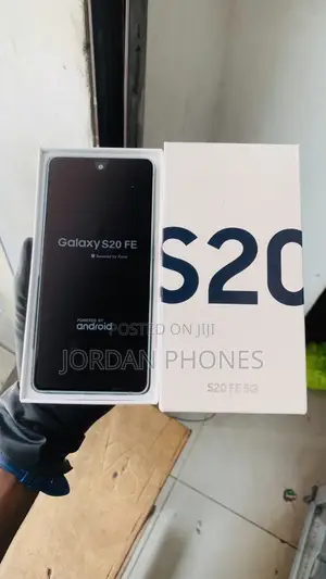 New Samsung Galaxy S20 FE 128 GB White