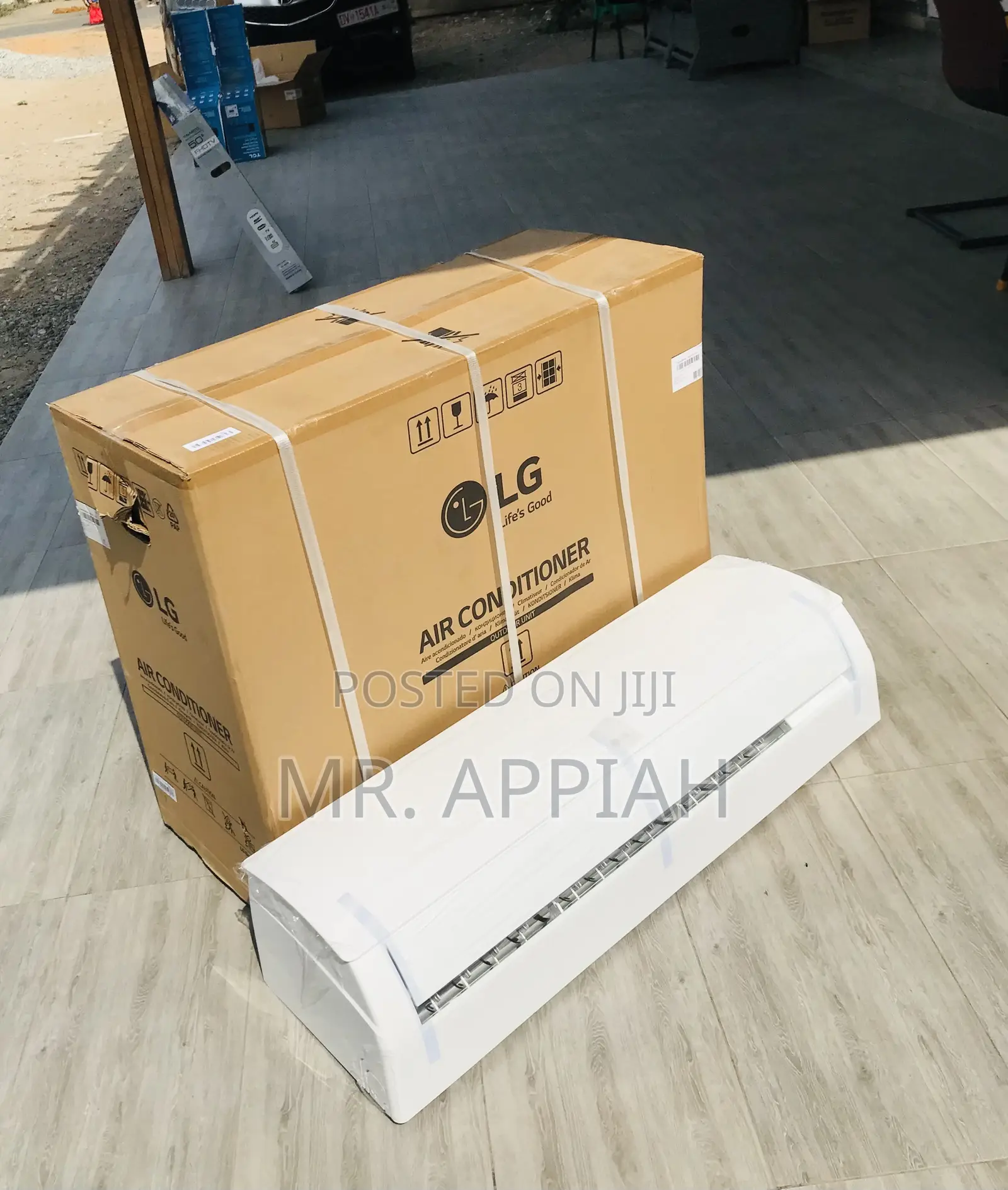 Effortless Cooling Lg 2.5hp Inverter Air Conditioner(White)