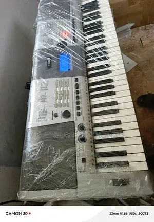 Yamaha E403