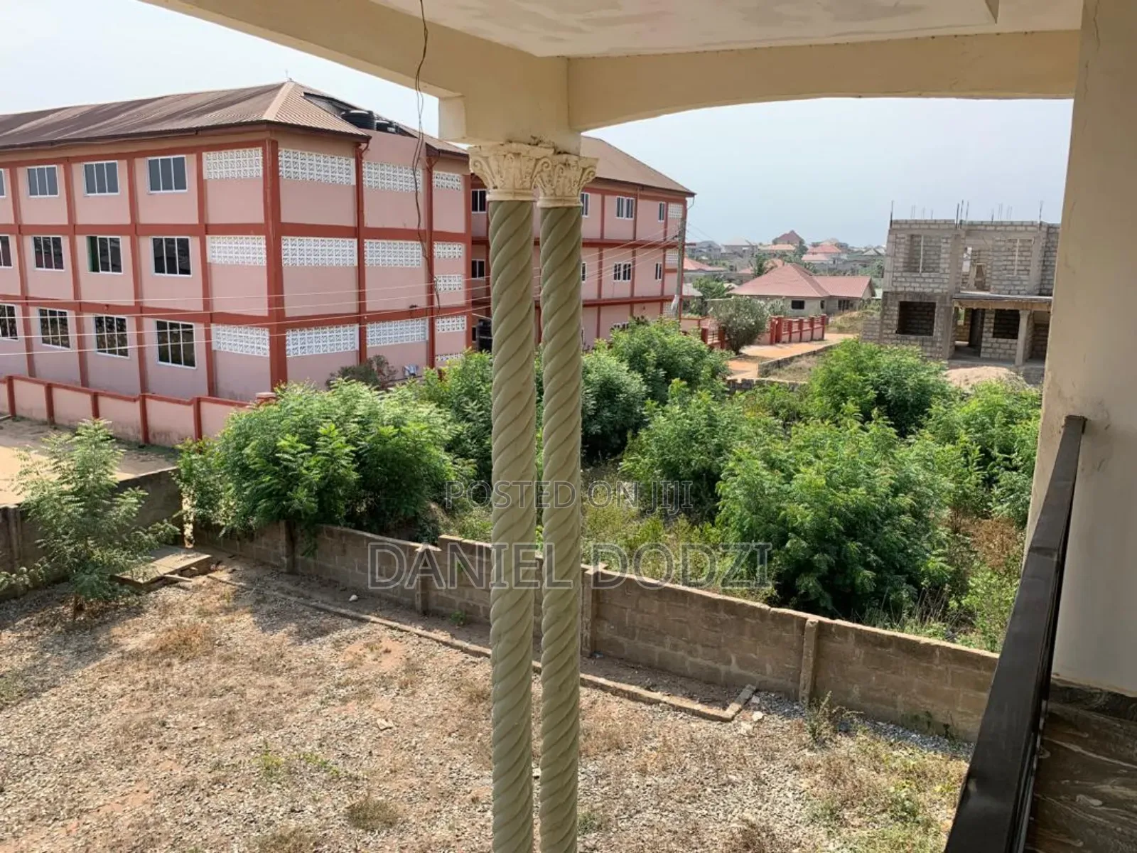 5bdrm Apartment in Kasoa for sale