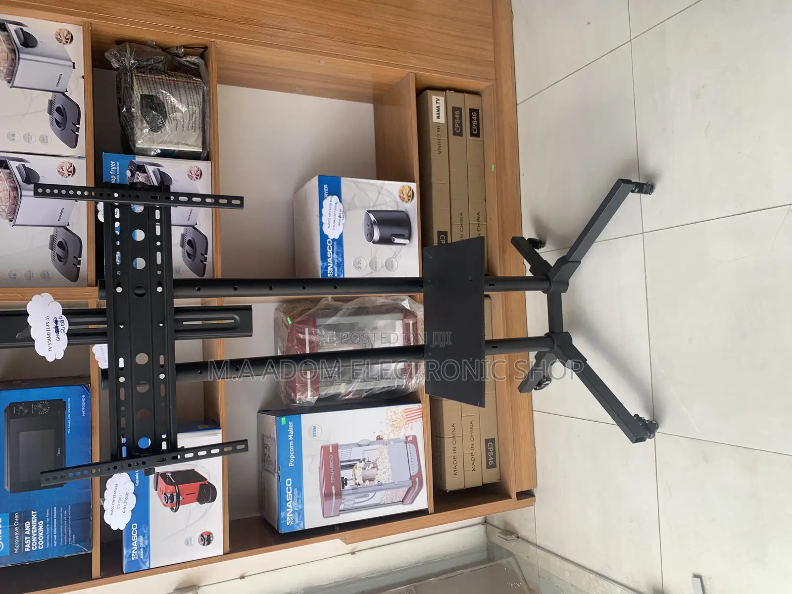 Trolley for TVS for Conferences 32”-70”