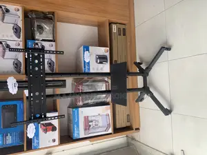 Trolley for TVS for Conferences 32”-70”