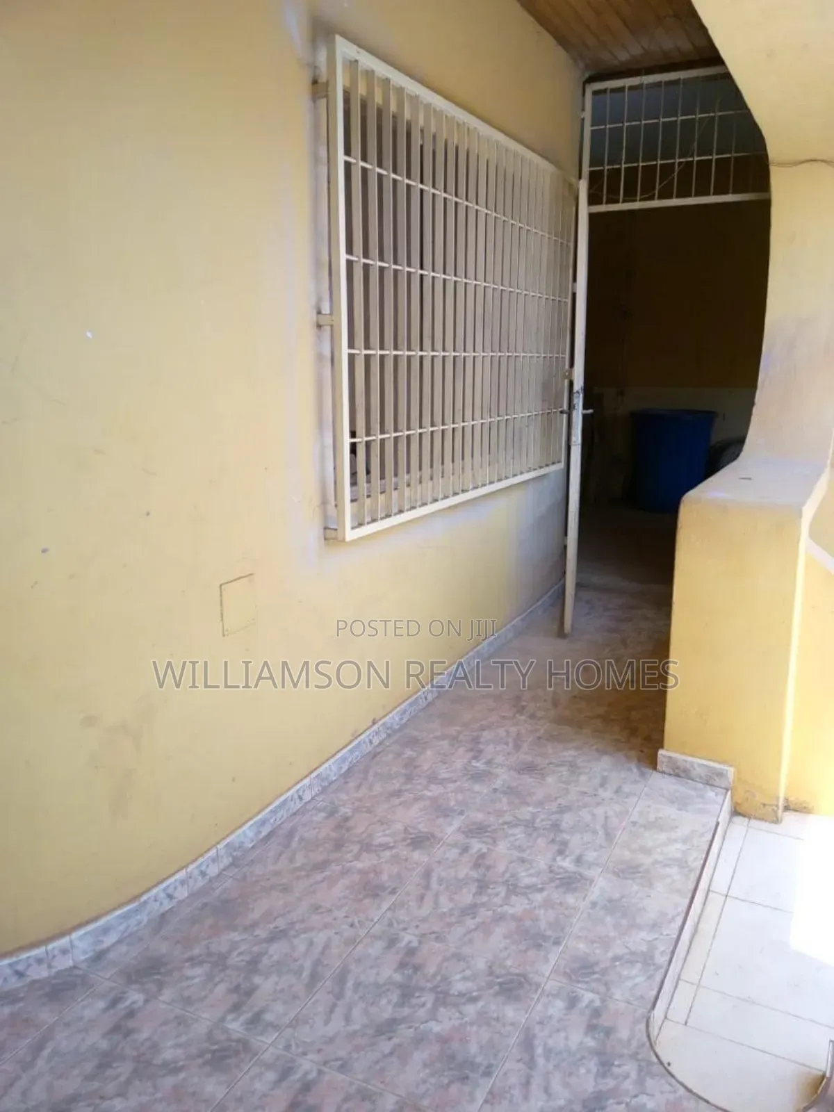 5bdrm House in Greda Estate Area, Spintex for sale