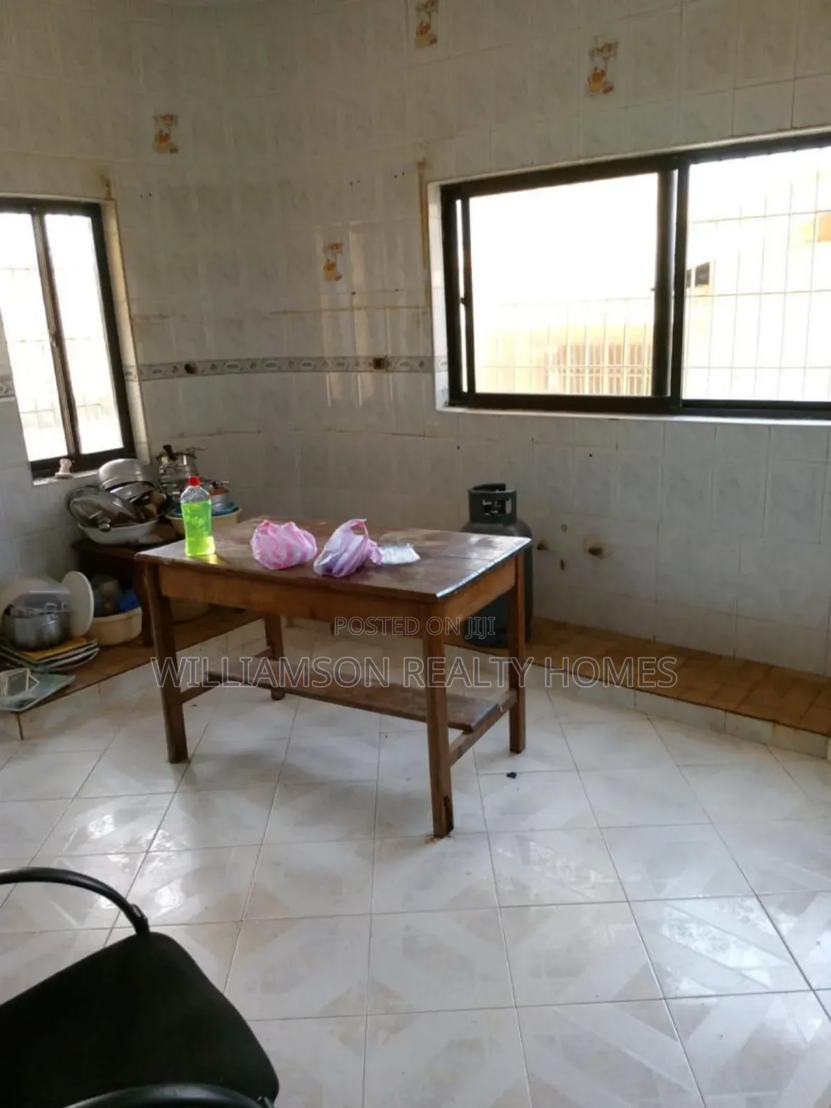 5bdrm House in Greda Estate Area, Spintex for sale