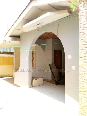 5bdrm House in Greda Estate Area, Spintex for sale