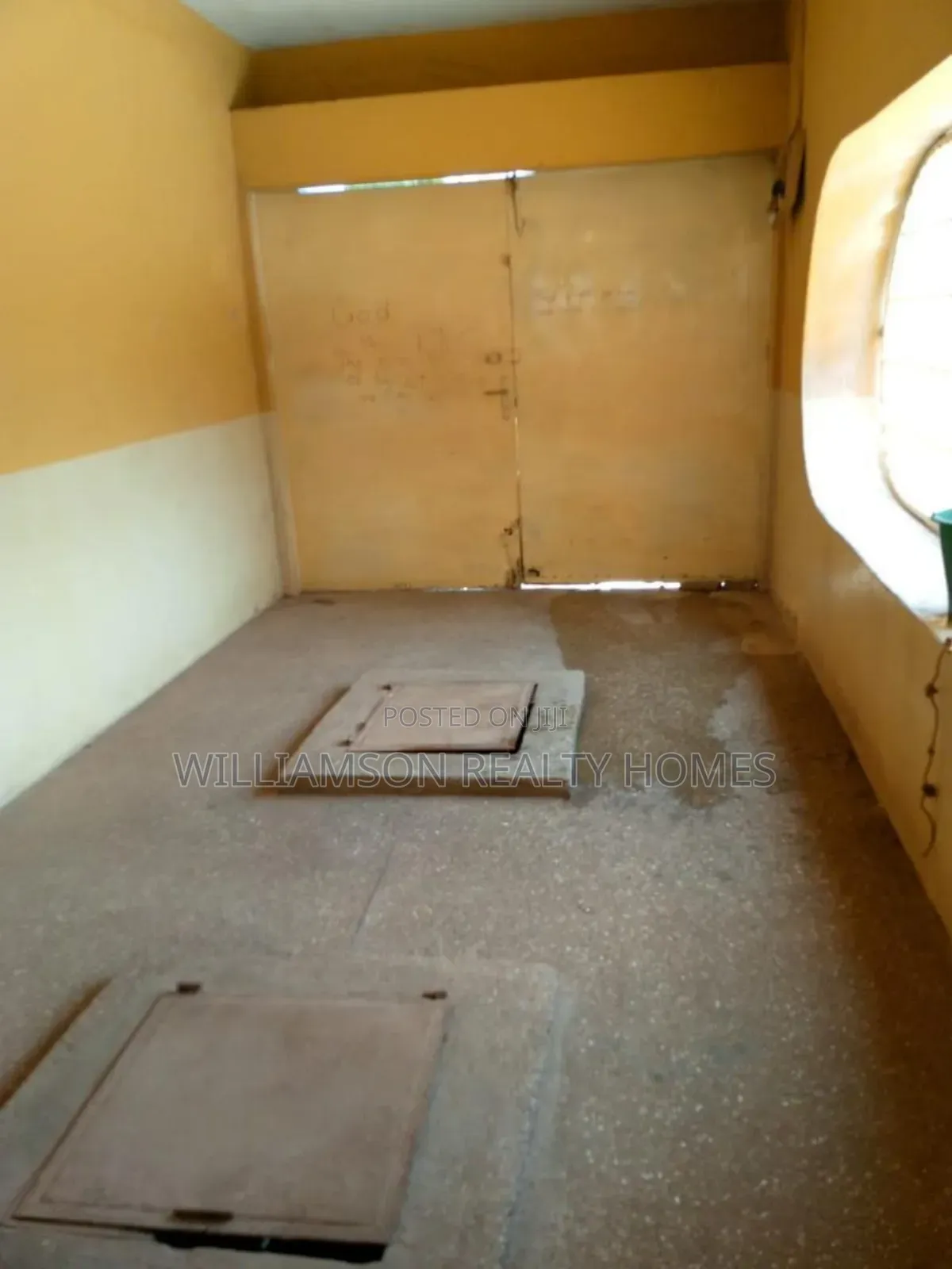 5bdrm House in Greda Estate Area, Spintex for sale