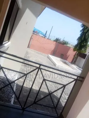 4bdrm Mansion in 4 Bedroom Self, Tema Metropolitan for rent