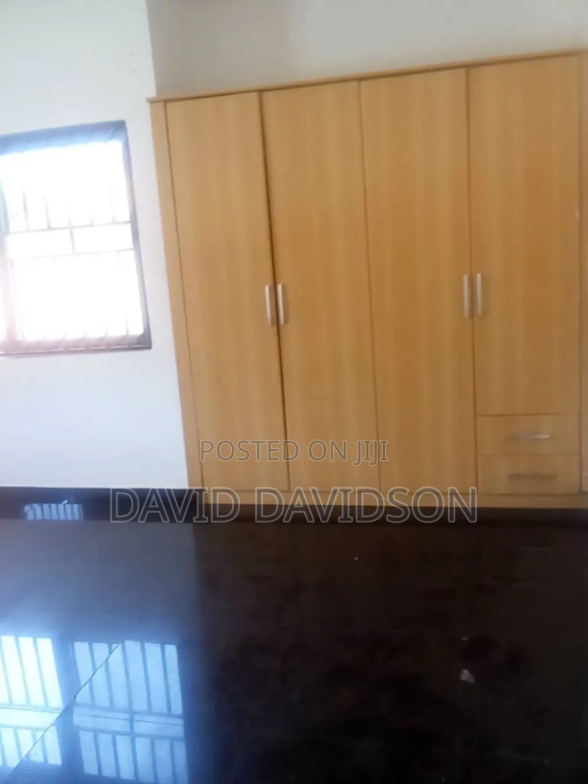 4bdrm Mansion in 4 Bedroom Self, Tema Metropolitan for rent
