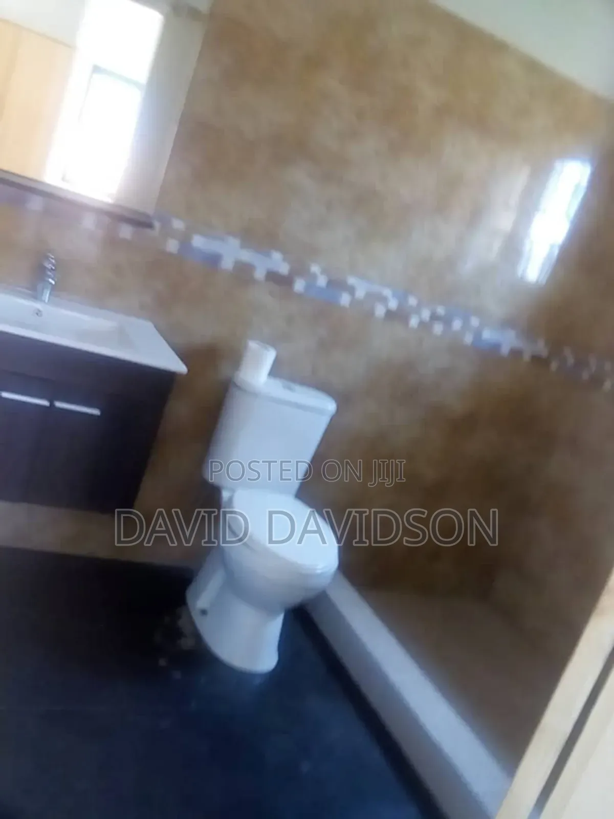 4bdrm Mansion in 4 Bedroom Self, Tema Metropolitan for rent